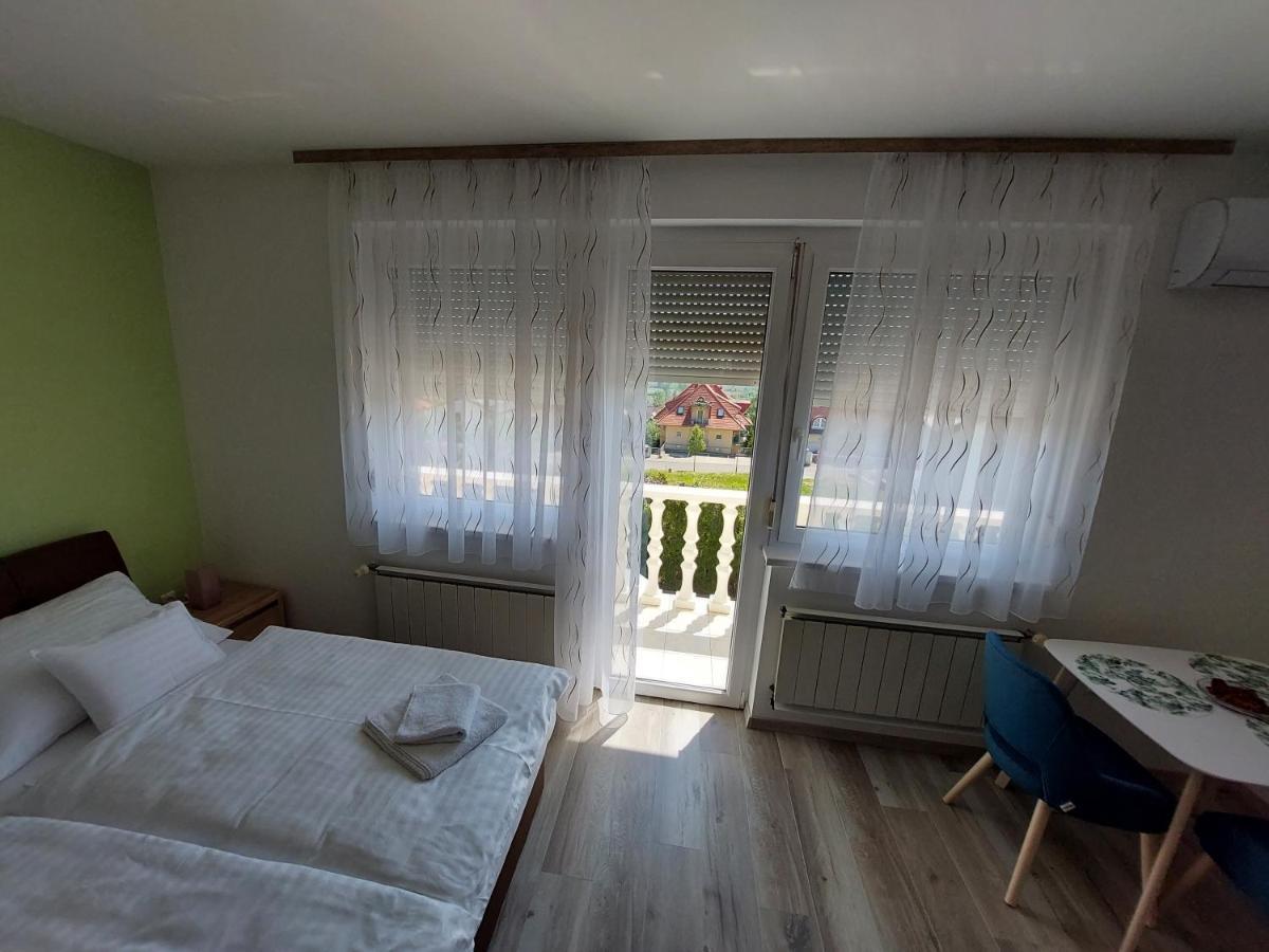 Villa Laar Hévíz 외부 사진